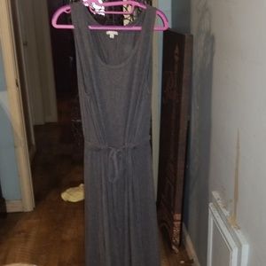Size XL sleeveless Gray maxi dress With waist tie